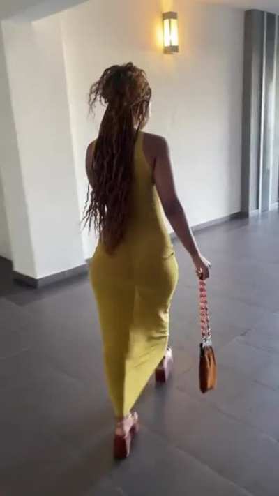 🧟‍♂️🍑