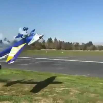 Skilled RC Pilot just doing his casual Stunts