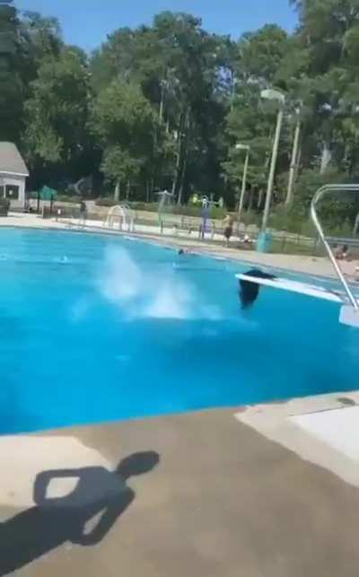 Her hair didn't wanna get wet