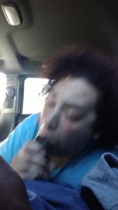 Auntie goin crazy