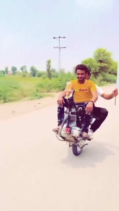 Common paki stani W