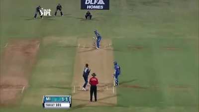 Gavaskar 😂😂