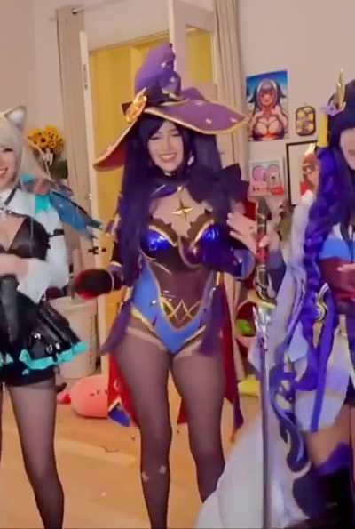 Cosplay poki