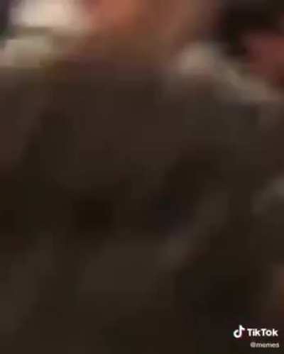 Desculpa mas eu achei muito bom para ser jogado fora