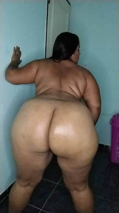 Twerking is better in slow motion 