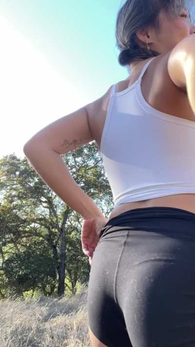 Asian girl with a juicy ass