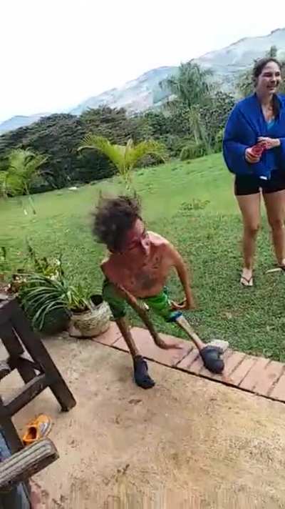 When the beat drops 🤘