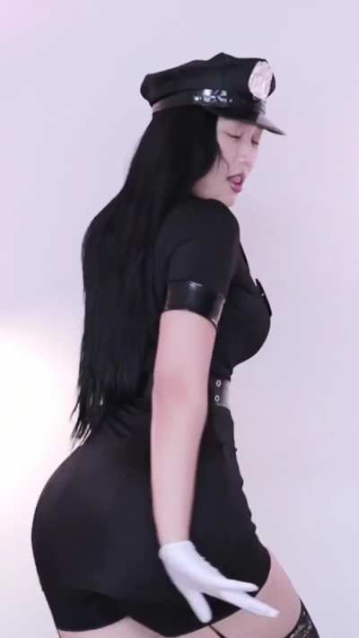 Copbiki Dance 1/3