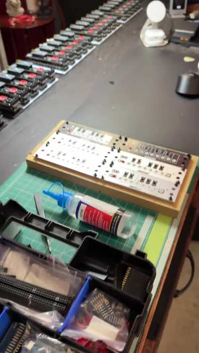 Small manufacturer (FlatSix Modular) behind the scenes