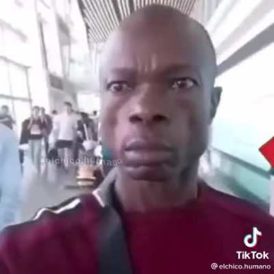 Si.ඞ