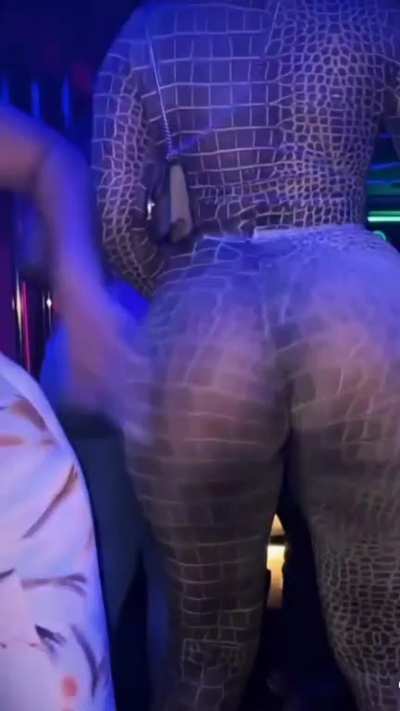 big ass meta_kekana