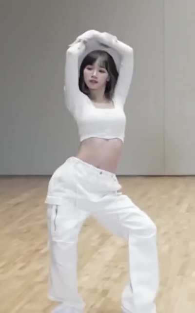 Chaewon 