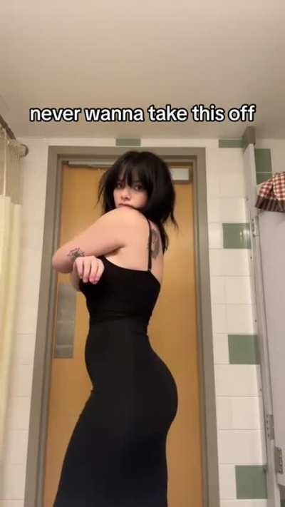 Tattooed up goth girl of my dreams 