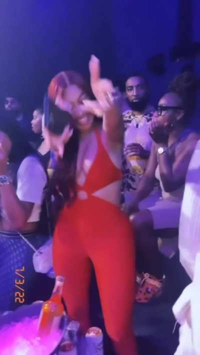 Tight Clothes Is So Right For That Body! 😍🤤😍🤤🍆<wbr>🍆🥴🥴💦💦<wbr>💦