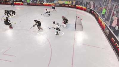 This game is so broken, I got stuck like this until the whistle was blown. Of course it happened right when there was a rebound I could’ve scored on.