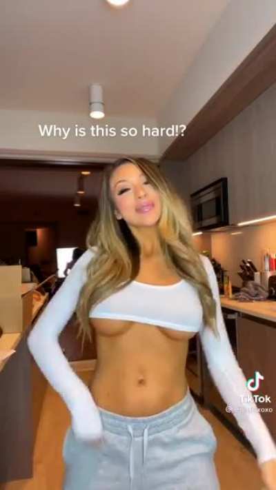 her underboob is hot