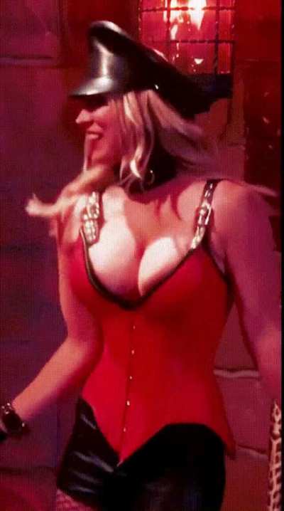 Kaley Cuoco