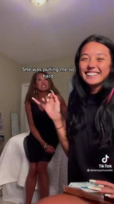 Pranking her mom with a fake Zoom presentation