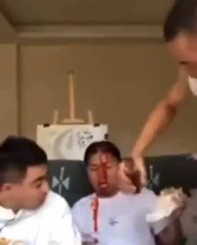 Please catch the ketchup