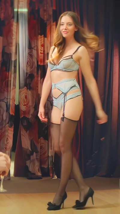 Alison Brie