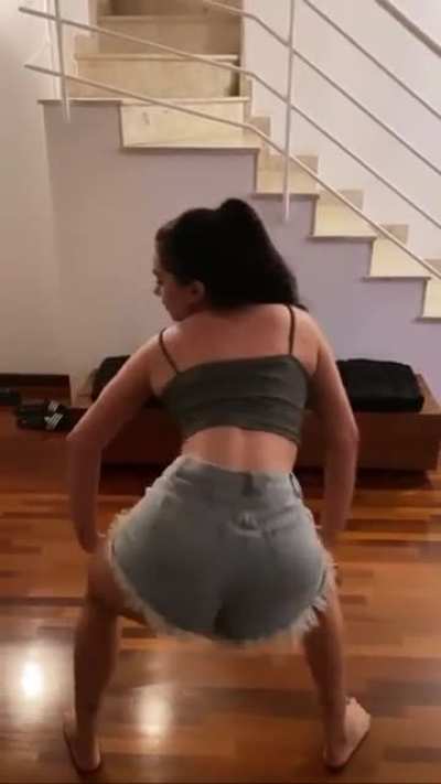 Tainá Costa