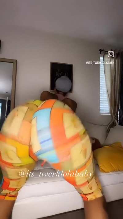 🍑😈