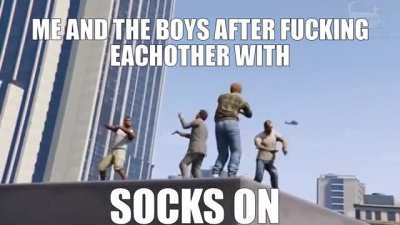 AM NOT GAY!!! plz dont h8