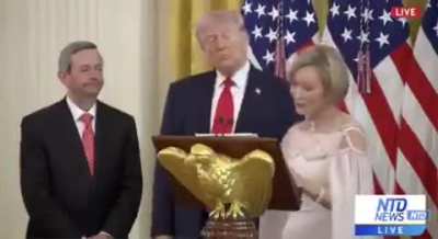Paula White compares Trump to Jesus during event with faith leaders: 