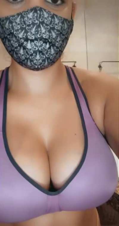 41yo mom with 45” ass and 34GG tits. Am I your type?