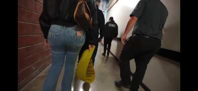 Kaelyn in jeans