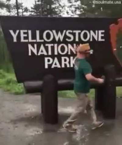 The moment when this man’s childhood dream of visiting Yellowstone finally came true