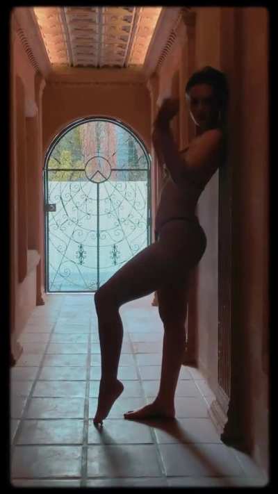 Dreamgirl