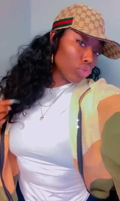 💋