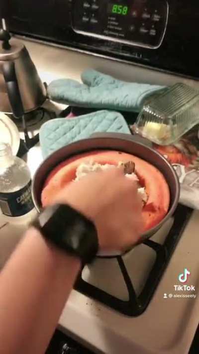 The Betty Crocker Bake n’ Fill