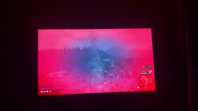 This happen to anyone? (Sorry it’s not recorded straight from the ps4 I couldn’t figure it out)