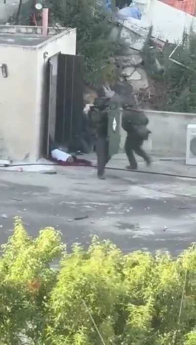 Israeli poilice special forces Yamas(not Yamam) operating in Nablus, using small drones