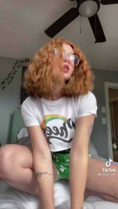 Carrot Top Throwin’ Ass