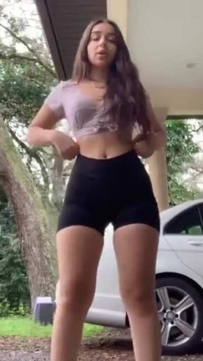 Sofia Nicole