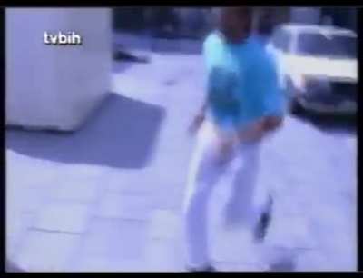 Serbian terrorists having killed civilians in bosnia.