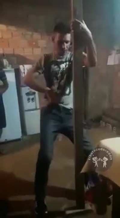 A casa caiu 