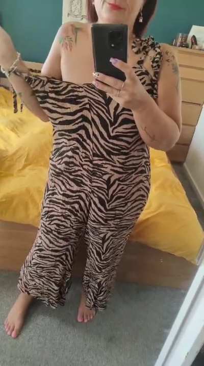 Tiger print tits 😍