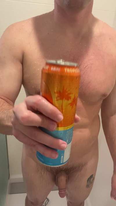 Cheers to hump day 🍻