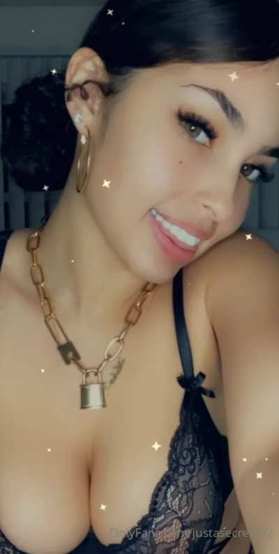 GET HER FOLDER ⬇️⬇️⬇<wbr>️