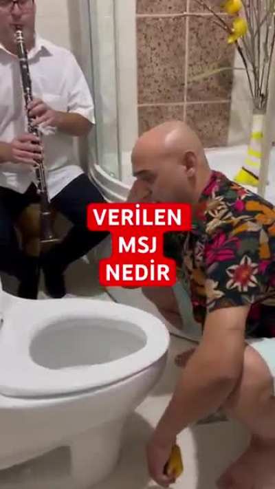 🚽😭😭😭