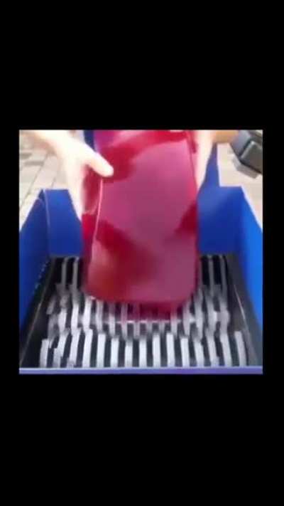 The sound of jelly going through a grinder is terrifying and intriguing