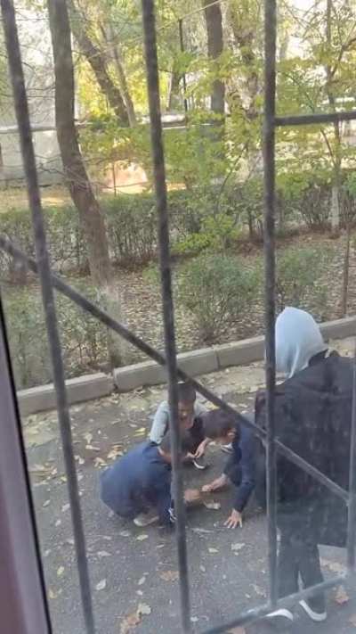 Аж олдскулы свело.