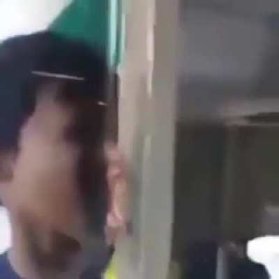 :v