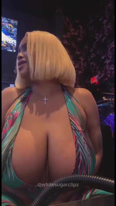 Nipples on Instagram - High Risky Livestream with Lavish Styles (@whi<wbr>tesug<wbr>arlip<wbr>z Edit) pt. 1