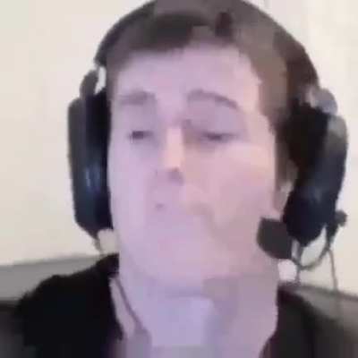 Cursed_linus tech tits