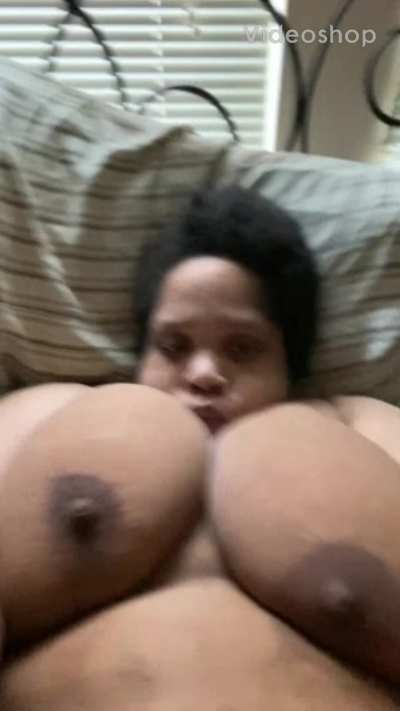 I wonder if u could breed tiddies!! :-0